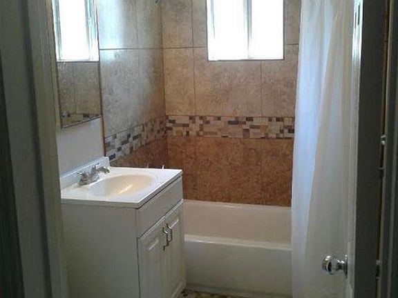 3rd image of 217 W New York Ave APT 1