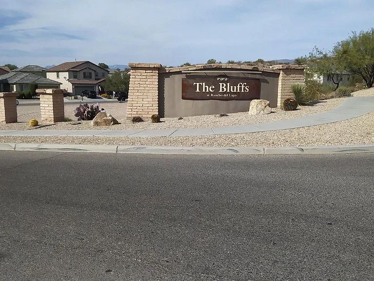 10453 S Boothill Way — Photo 2