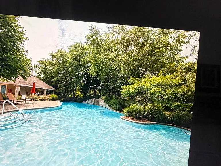 627 Binghampton Ln — Photo 20