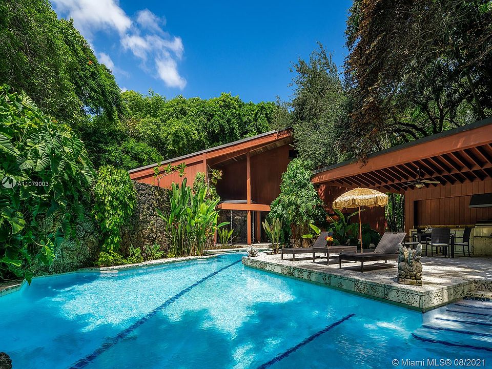 1st image of 4895 N Kendall Dr