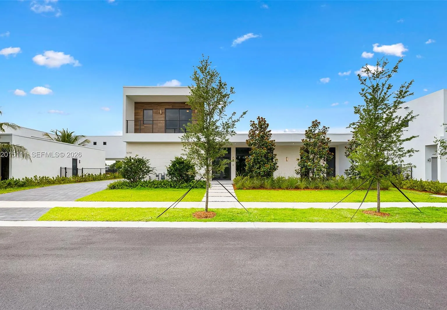 Weston Estates — Photo 2