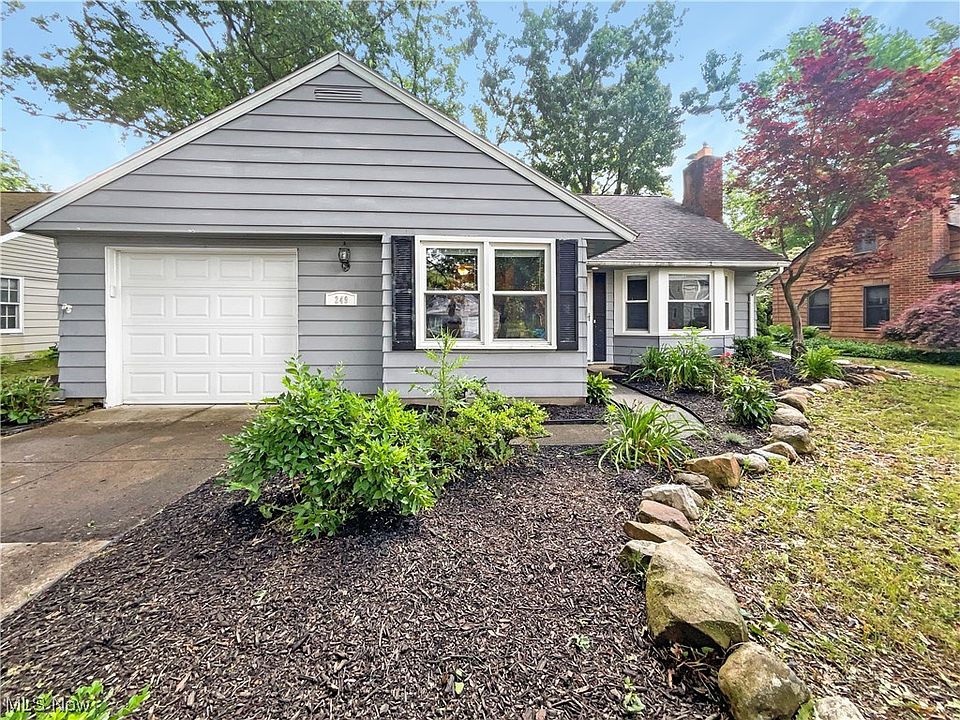 249 Franklin Dr, Berea, OH 44017 Zillow