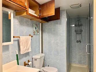 Rented by Matthew Gros-Werter, LREB 
