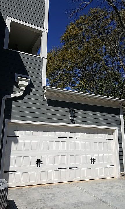 2nd image of 714 East Ave NE