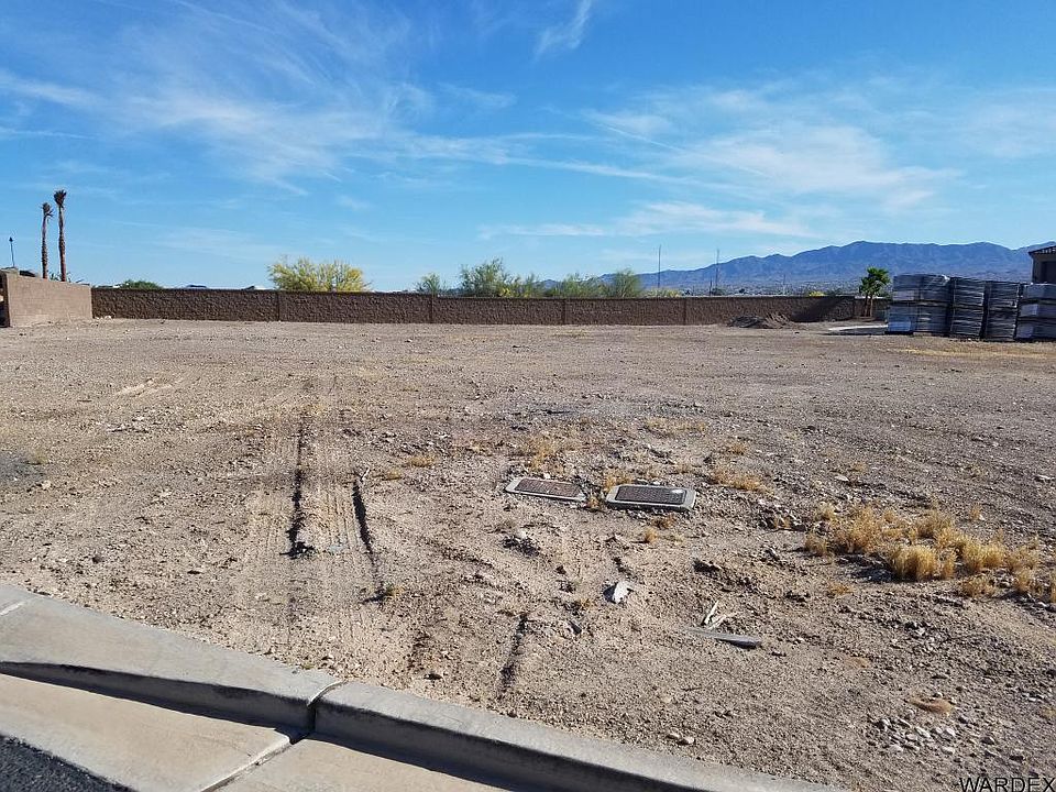 1st image of 992 Cala Rosa Dr Lot 8