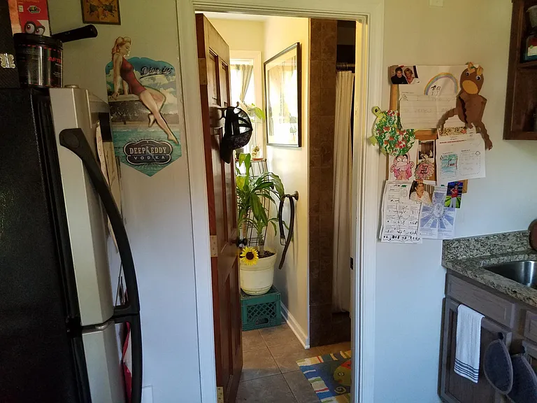 Lakeview Dr — Photo 6
