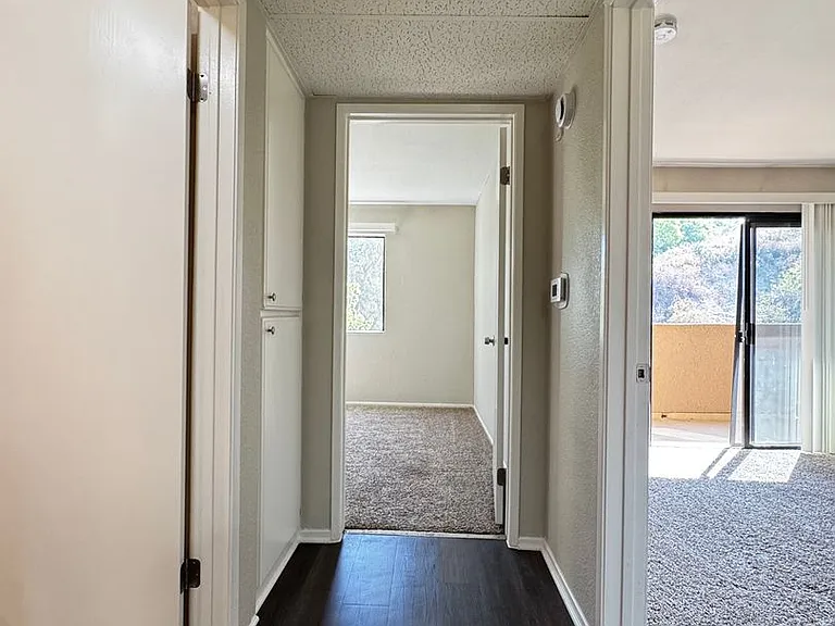 17740 Scherzinger Ln — Photo 54