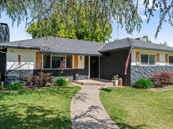 3689 Suzanne Way, Redding, CA 96002