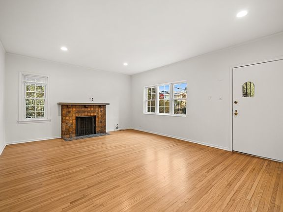 Gorgeous Harwood floors throughout