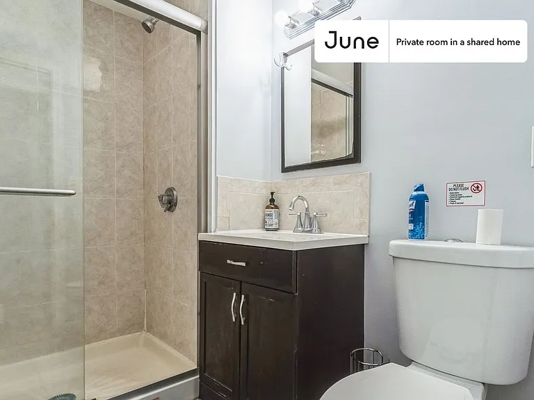 39 Adrian St #E — Photo 8