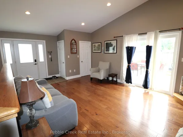 206 Picton St E, Goderich, ON N7A 1J8