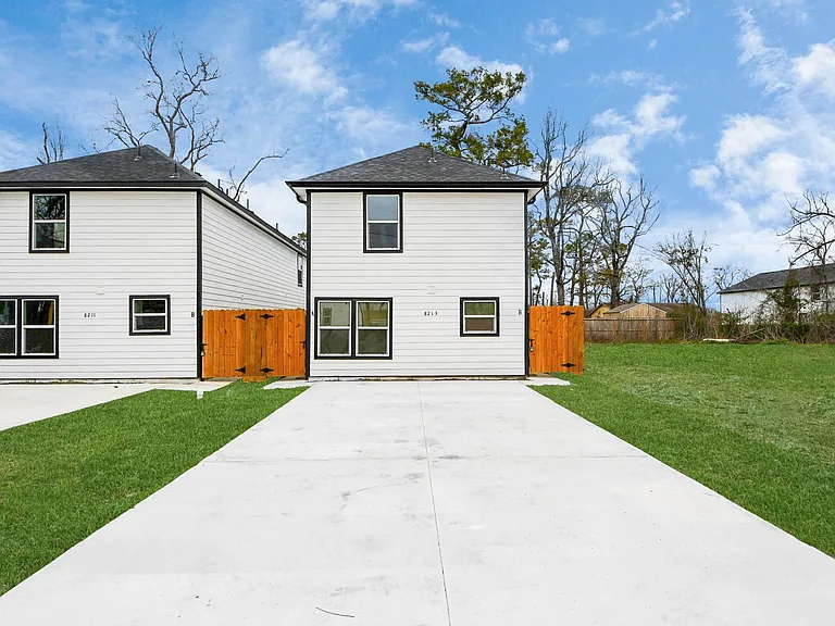 8213 Richland Dr #A — Photo 41