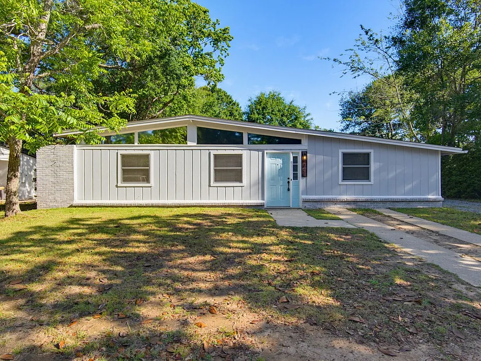 908 Rock Creek Ave