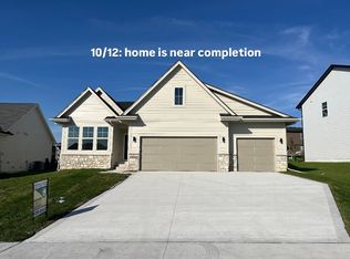 15201 Springbrook Trl, Urbandale, IA 50323