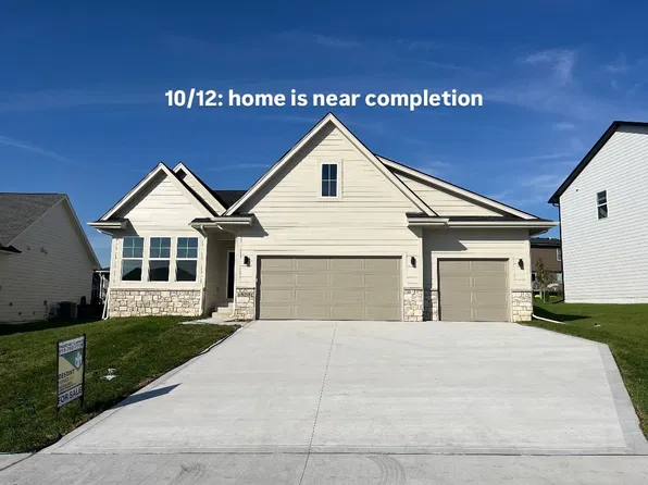 15201 Springbrook Trl, Urbandale, IA 50323