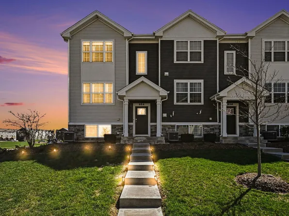 854 Briar Glen Ct, Hampshire, IL 60140