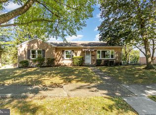 3206 Crest Rd, Harrisburg, PA 17109