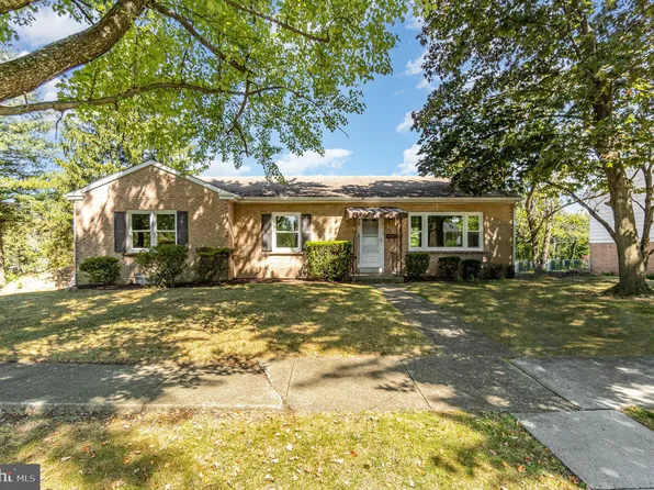 3206 Crest Rd, Harrisburg, PA 17109