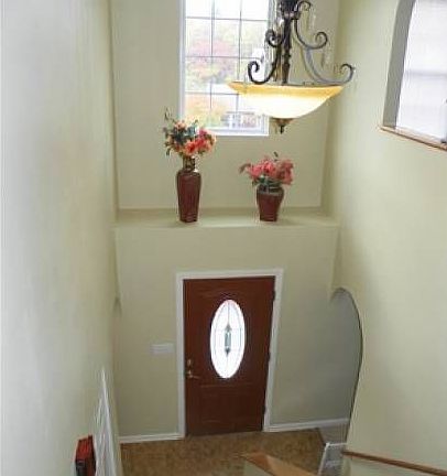 2 Story Entry Way