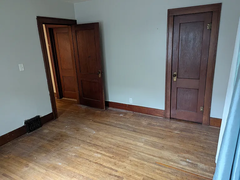 937 E Loren St — Photo 12