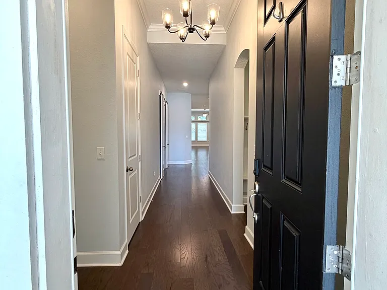 55 Palisade Dr — Photo 3