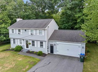 305 Aladdin St, Manchester, NH 03104