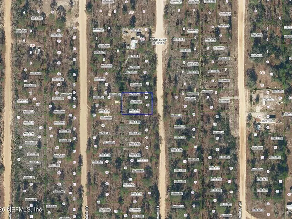 135 MIAMI Street, Interlachen, FL 32148