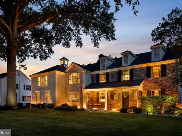 7 Keats Rd, Yardley, PA 19067