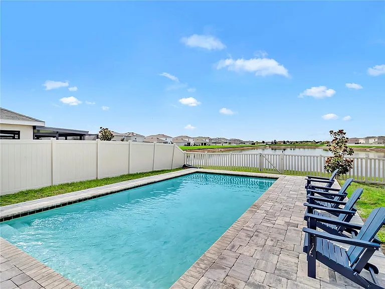 5546 Logan Cave Ave — Photo 23