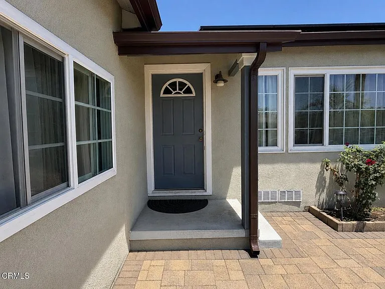 7330 Satsuma Ave — Photo 9