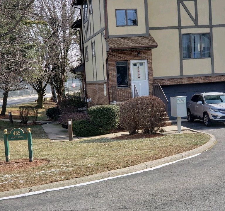 1st image of 465 Colfax Ave APT 1