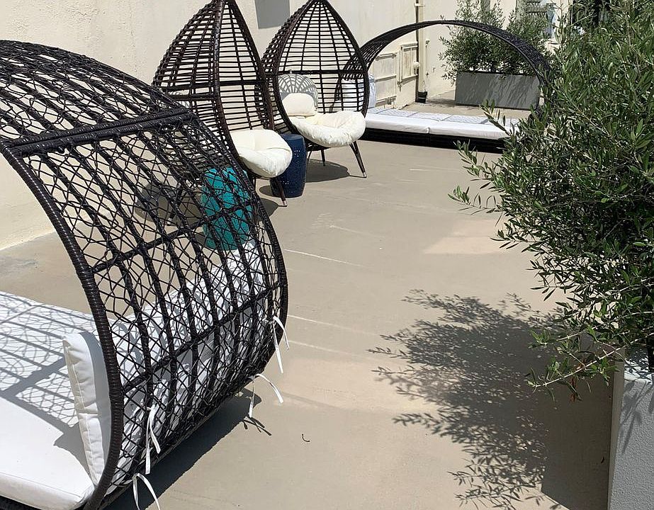 1st image of 131 S Avenue 63 #8525667