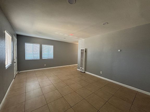 5th image of 44303 Beech Ave