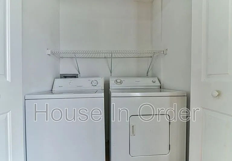 580 Fairview Rd #B — Photo 12