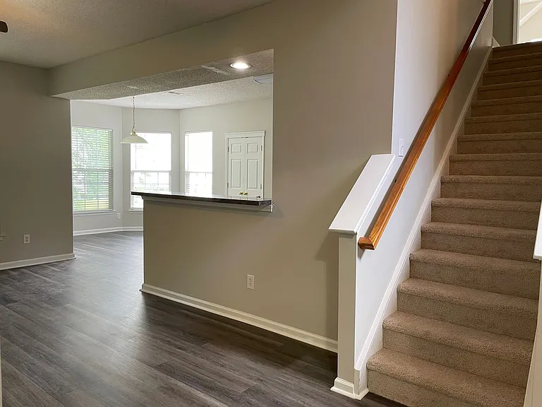 5603 Falls Ridge Ln — Photo 3