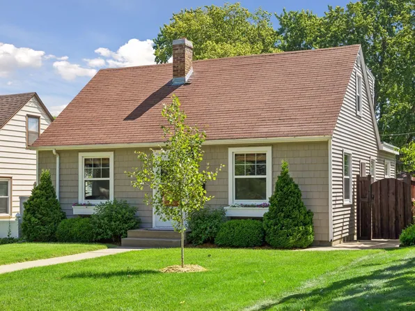 2733 Georgia Ave S, Saint Louis Park, MN 55426