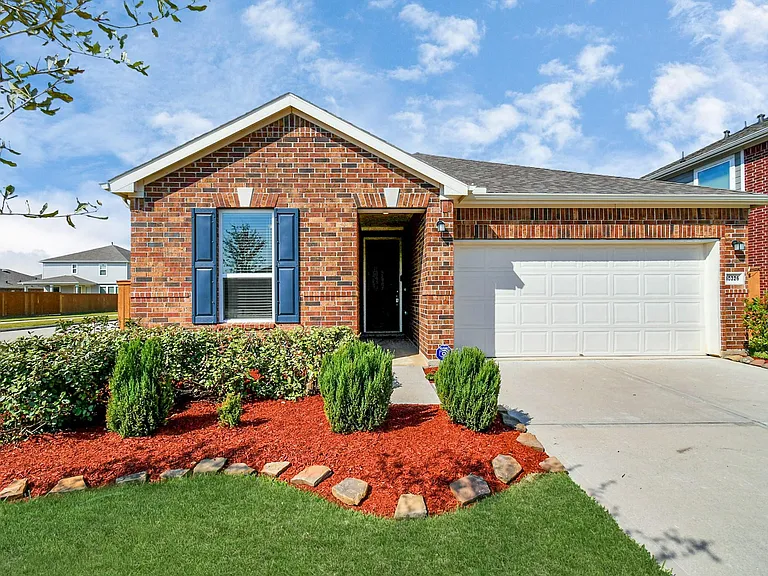 10326 Mount Winchell Dr — Photo 2