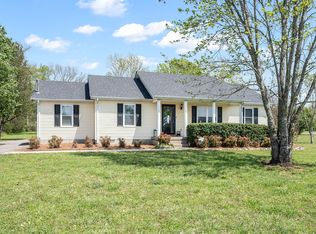 402 Sierra Dr, Murfreesboro, TN 37129