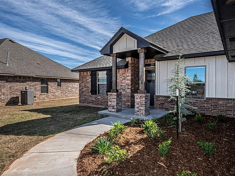 4525 Black Mesa Ln — Photo 4