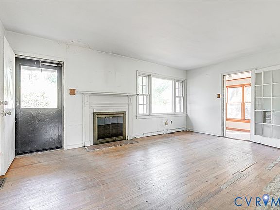 4th image of 7509 Woodley Rd
