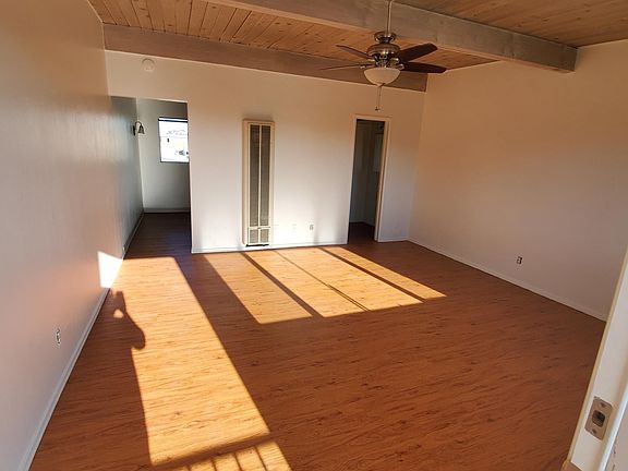 4th image of 1469 Thomas Ave #8