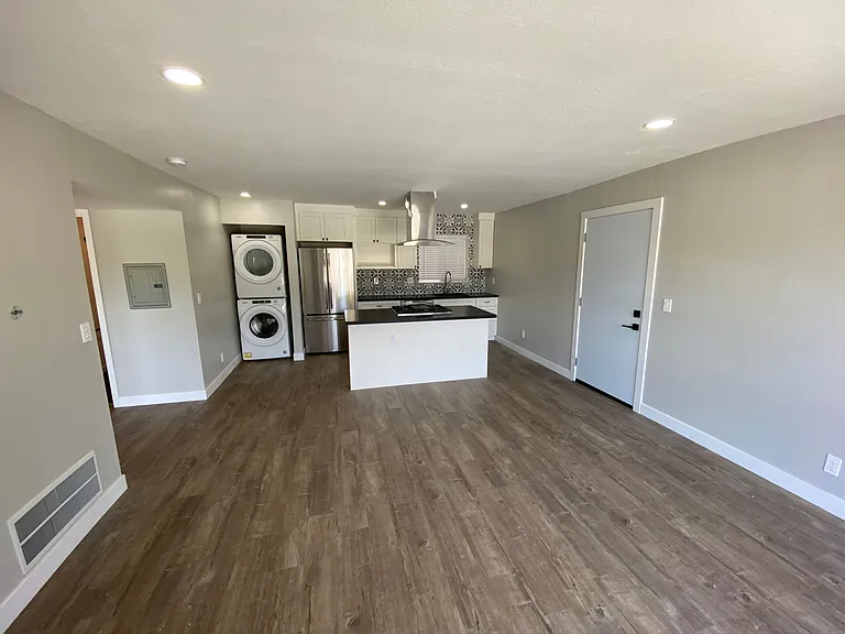 3720 FRUITVALE Ave — Photo 5