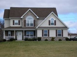 2784 Maefield Rd, Bath, PA 18014