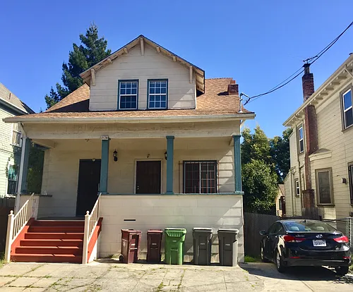 2126 10th Ave #B Photo 1