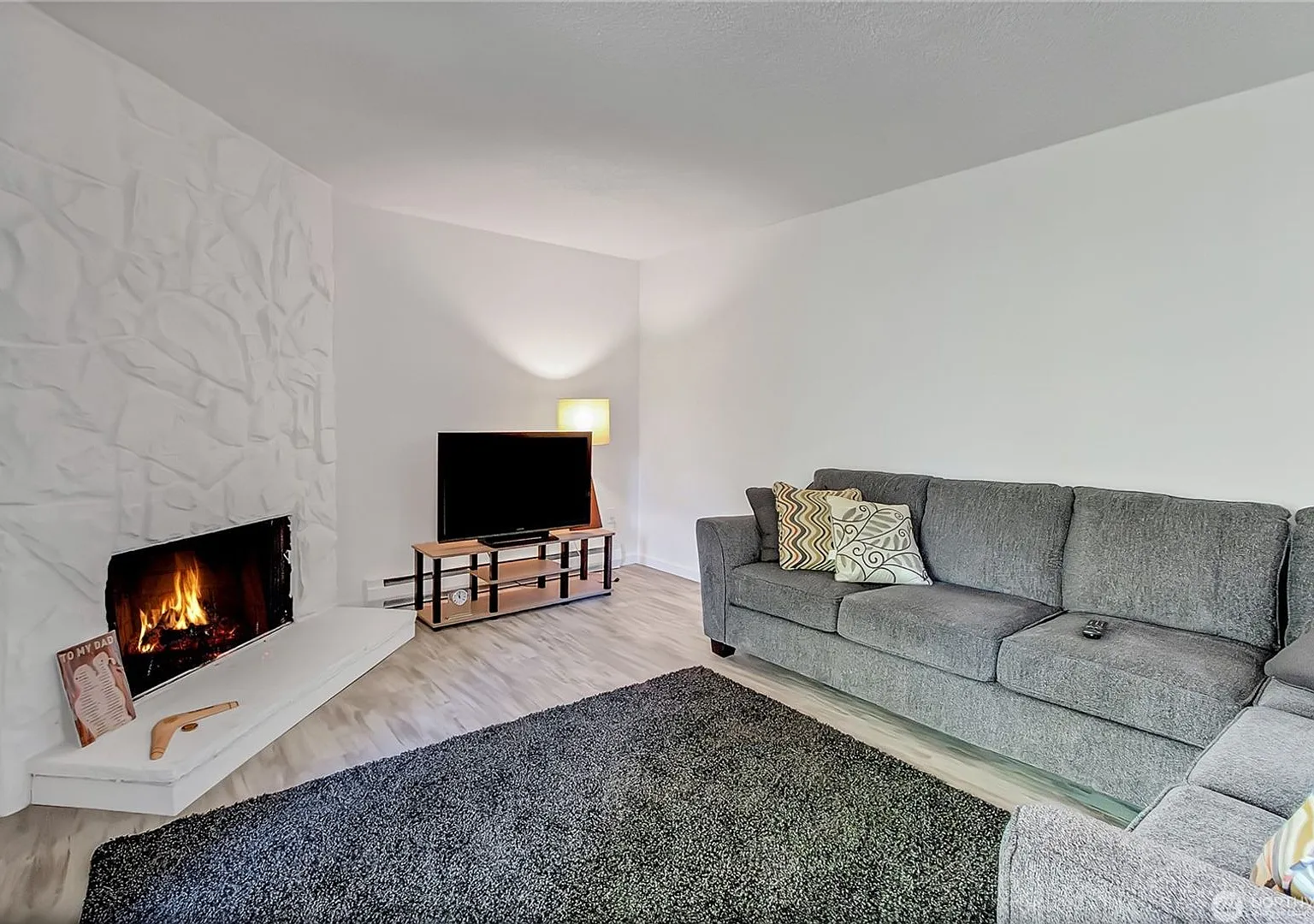 Federal Way Condo — Photo 2