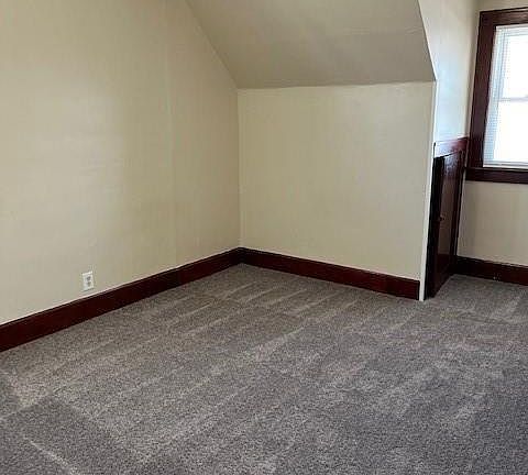 5th image of 304 Ecorse Rd