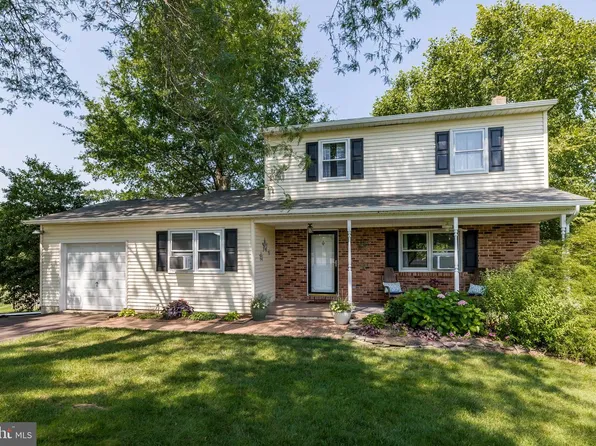 34 Kibblehouse Dr, Schwenksville, PA 19473