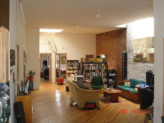 Rented by The Dressler Group LLC | media 16