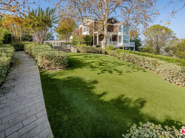 9555 Oak Pass Rd, Beverly Hills, CA 90210