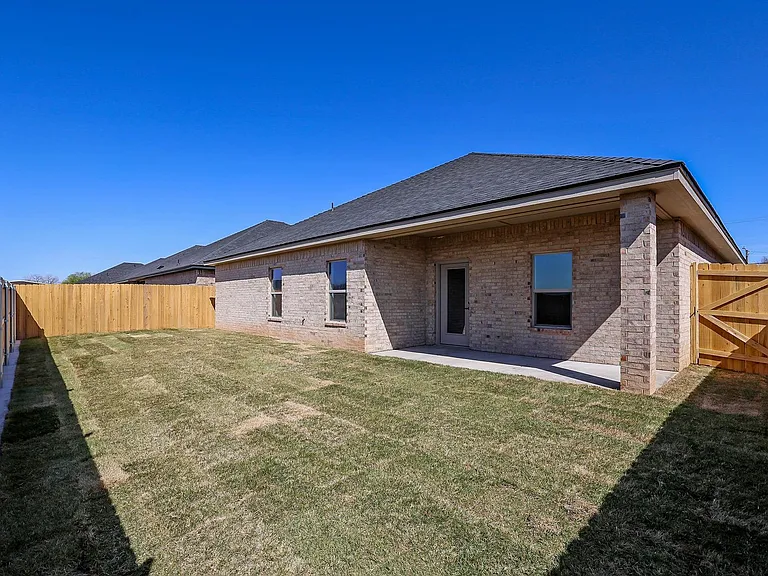 4709 Scotty Dr — Photo 31